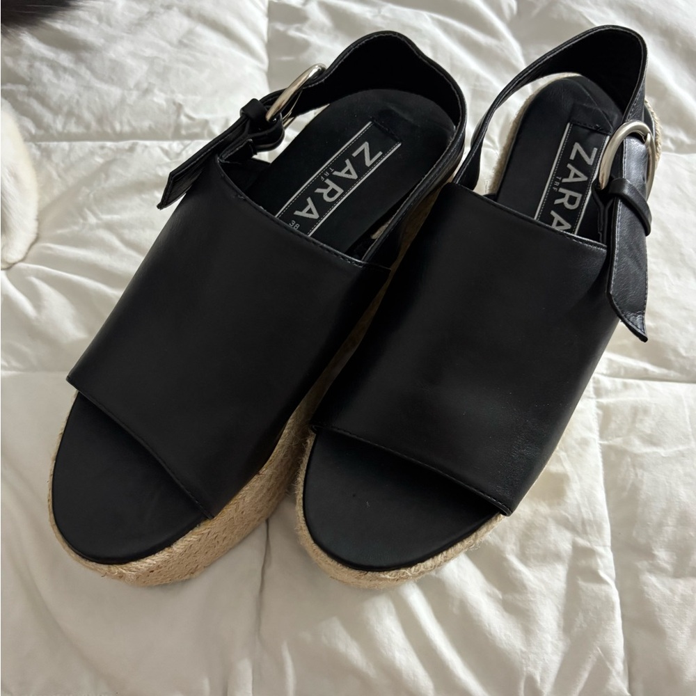 Black Zara platform sandals with a boho vibe size 39